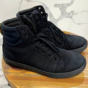Dr. Martens Rozarya Black Canvas Women's Combat Boots Size 8USL. Lightly used